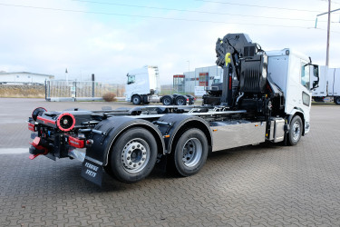 XD 450 6x2*4 kran och lastväxlare