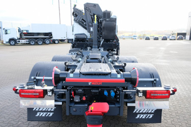 XD 450 6x2*4 kran och lastväxlare