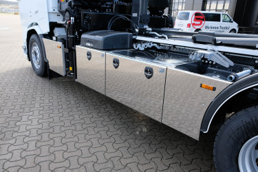 XD 450 6x2*4 kran och lastväxlare