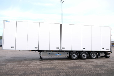 3 axlad inrikes skåptrailer