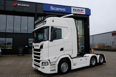 S 500 6x2 dragbil av 2023 års modell