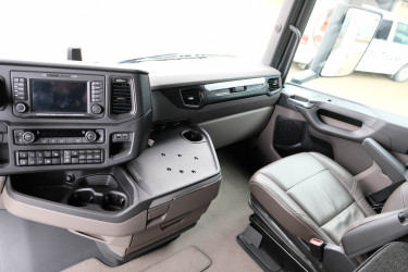 S 500 6x2 dragbil av 2023 års modell