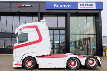 DAF XG+ 530 6x2 dragbil av 2023 års modell
