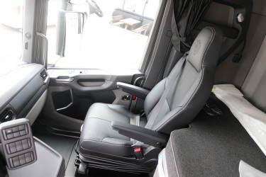 R 660 Närko skåpbil – Pris sänkt, redo att levereras!