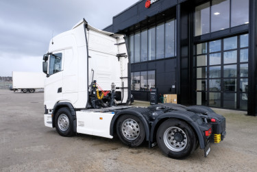 S 560 Pusher A6x2/4NB av 2024 års modell