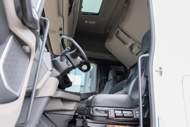 S 560 Pusher A6x2/4NB av 2024 års modell