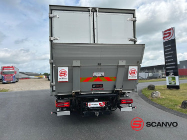 MAN TGL 8-220 4x2 BL fast skåpbil inkl. 2 st växelflak