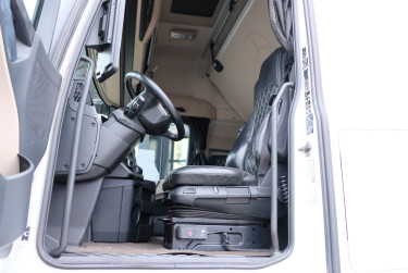 Actros 2753 6x2 dragbil