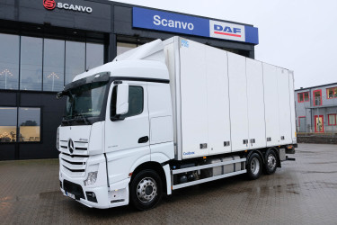 Actros 2753 FRC skåpbil