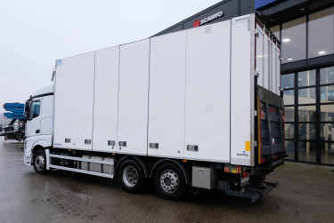 Actros 2753 FRC skåpbil