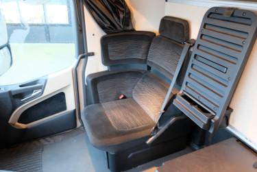 Actros 2753 FRC skåpbil