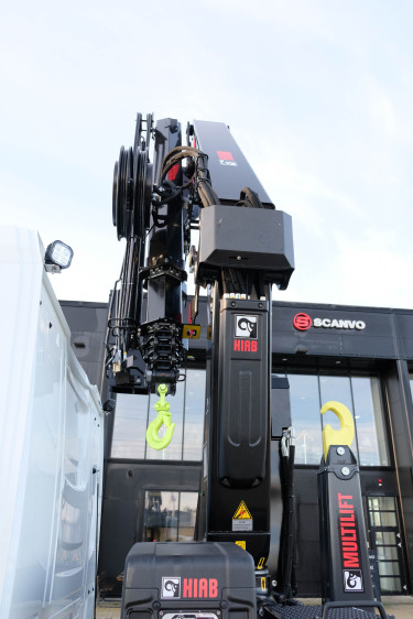 XF 530 8x4*4 Lastväxlar kranbil Tridem