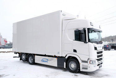 Ny R 560 6x2*4 Ekeri skåpbil