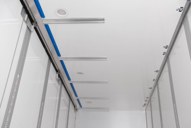 Ny R 560 6x2*4 Ekeri skåpbil