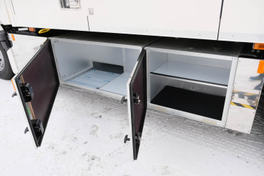 Ny R 560 6x2*4 Ekeri skåpbil