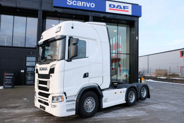 S 660 6x2 dragbil endast 12 400 mil