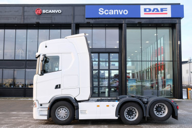 S 660 6x2 dragbil endast 12 400 mil