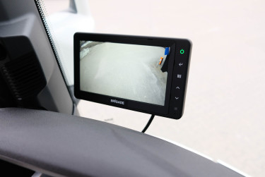 Ny XD 410 4x2 skåpbil för omgående leverans