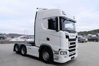 S 660 6x2 dragbil av 2024 års modell