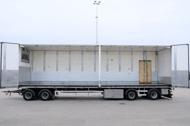 Kaupe 4 axlad vagn med Carrier 1950 aggregat