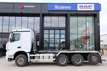 Arocs 3252 Tridem lastväxlare 8x4*4