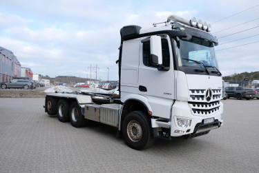 Arocs 3252 Tridem lastväxlare 8x4*4