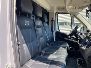 Opel Movano 4250 Kg Hästebil