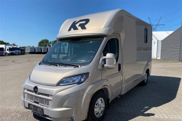 Opel Movano 4250 Kg Hästebil