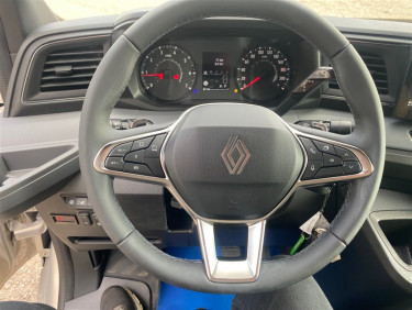 Renault Master AUT. 3500 kg STX Hästbuss 