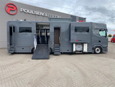 Scania S500 STX Hästbil – STX Topudstyret