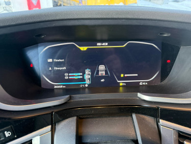 DAF XF 530 FTS 6x2 dragbil av 2022 års modell