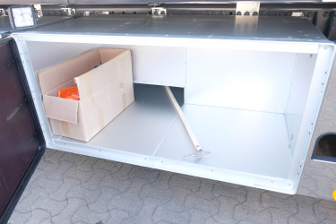 Ny XF 530 Närko skåpbil 