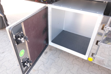 Ny XF 530 Närko skåpbil 