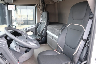 Ny XF 530 FAW Tridem Lastväxlare