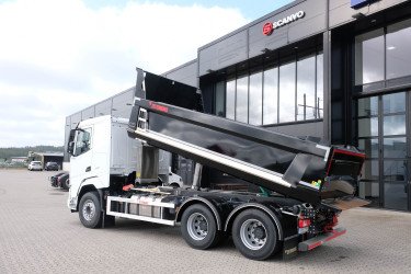 Ny XF 530 6x4 Zetterbergs dumperbil