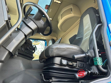 Volvo FMX 540 8x4 Palfinger Tip/kran