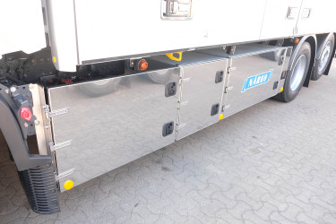 Ny XF 530 Närko skåpbil 