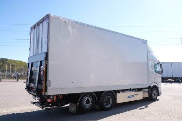 Ny XF 530 Närko skåpbil 