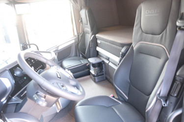 Ny XF 530 Närko skåpbil 