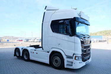 Scania R 590 6x2 3150mm