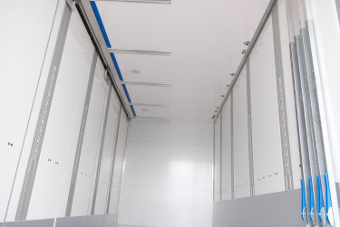 Ny R 560 6x2*4 Ekeri skåpbil