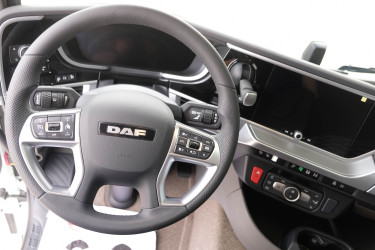 XD 410 FAN Brädgårdsbil med Hiab iX 228 E-5 kran