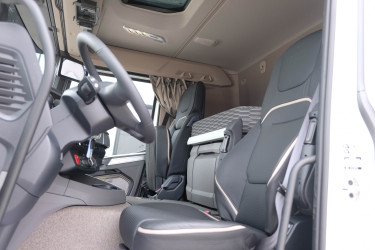 XD 410 FAN Brädgårdsbil med Hiab iX 228 E-5 kran