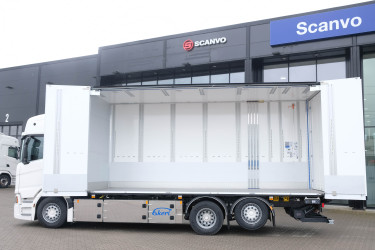 R660 6x2*4 Ekeri skåpbil 2026