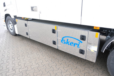 R660 6x2*4 Ekeri skåpbil 2026