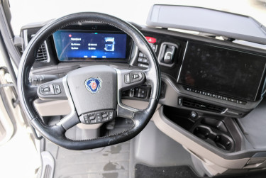 S 560 Pusher A6x2/4NB av 2024 års modell