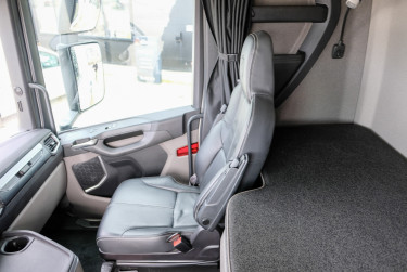 S 560 Pusher A6x2/4NB av 2024 års modell