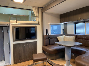 Volvo FH 540 JK Horsetruck EURO 6