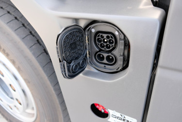Ny XDe 270 FA Electric skåpbil elbil