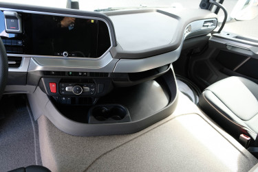 Ny XDe 270 FA Electric skåpbil elbil